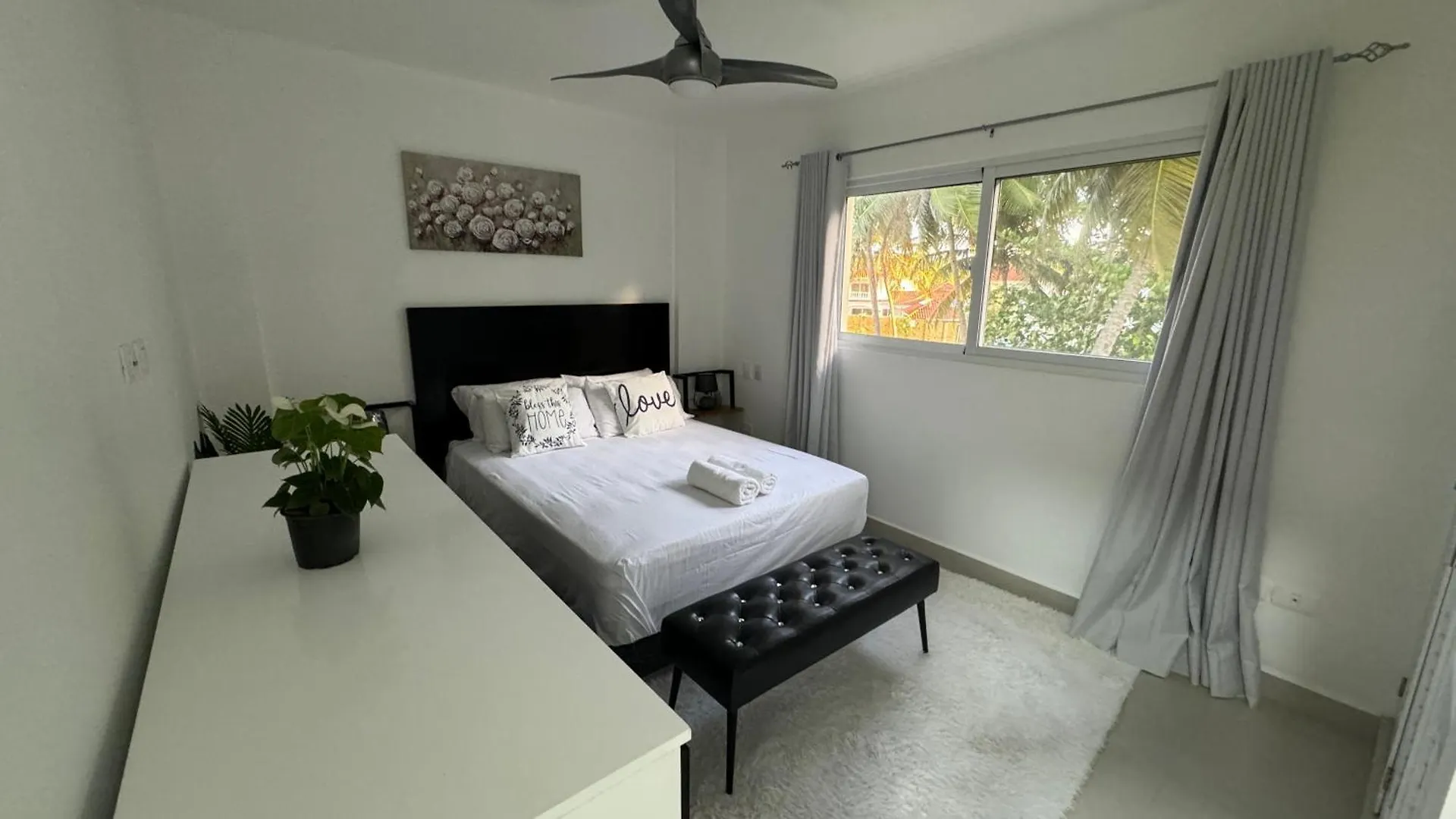 Oceanfront Cristamar Apartment Cabarete